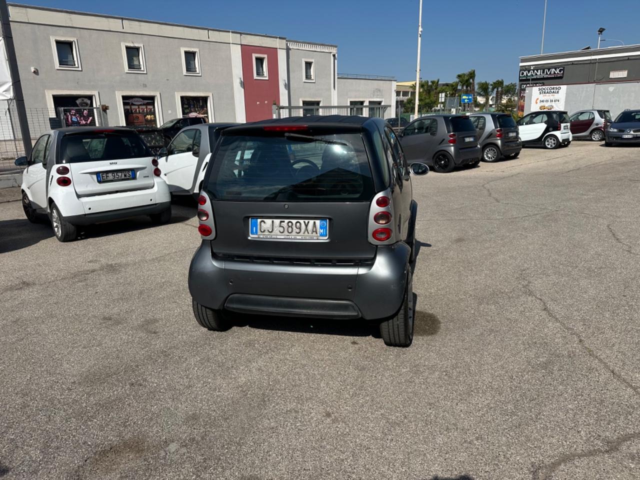 Smart 700 city-coupé pure (37 kW)