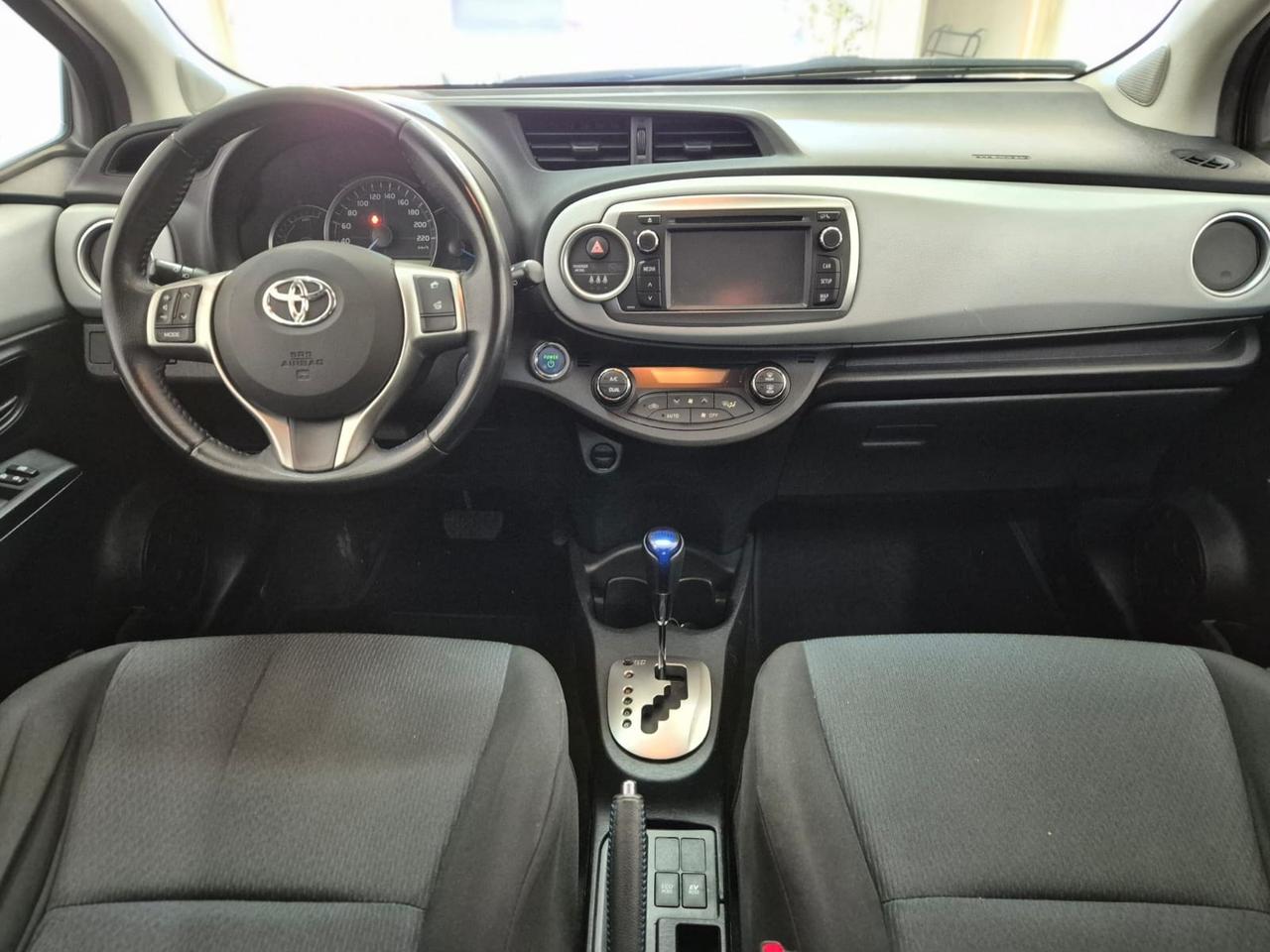 Toyota Yaris 1.5 Hybrid 5 porte Lounge