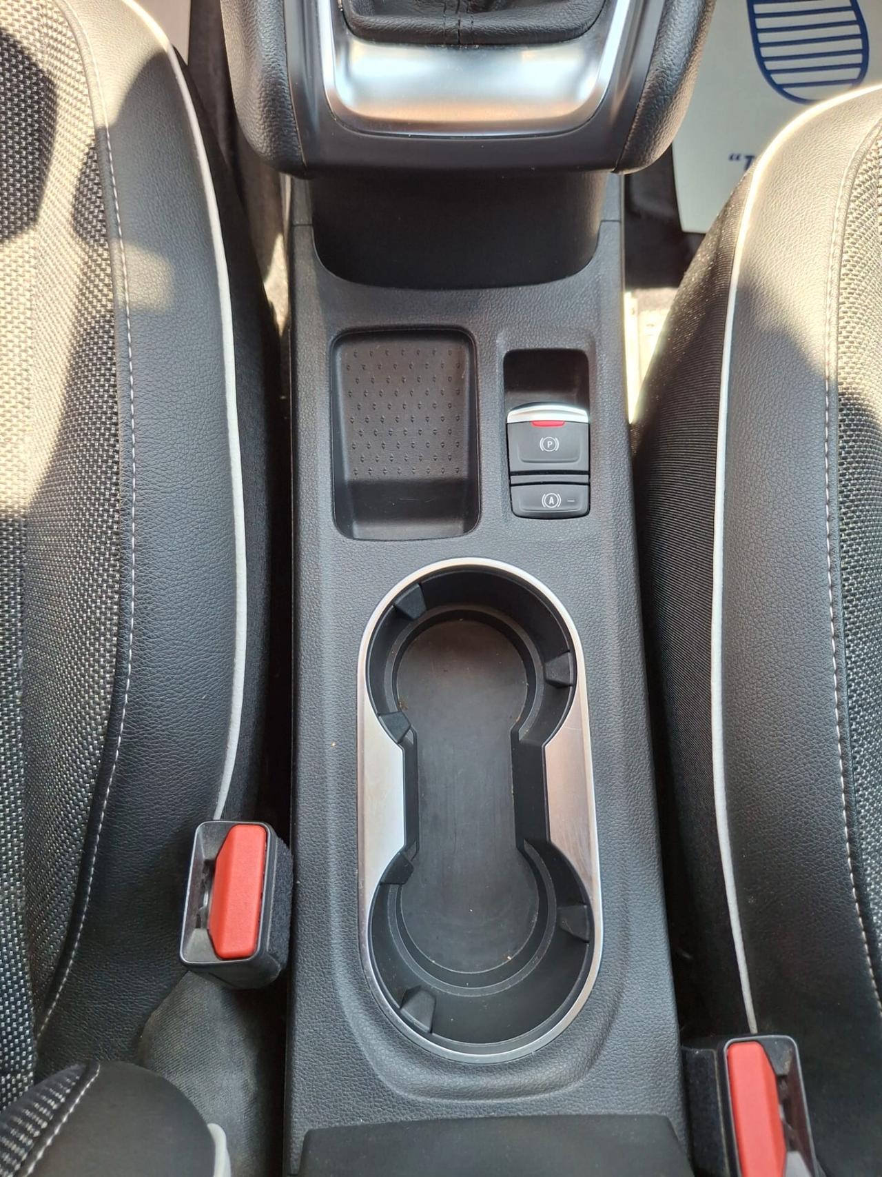 Renault Captur Blue dCi 115 CV EDC Initiale Paris