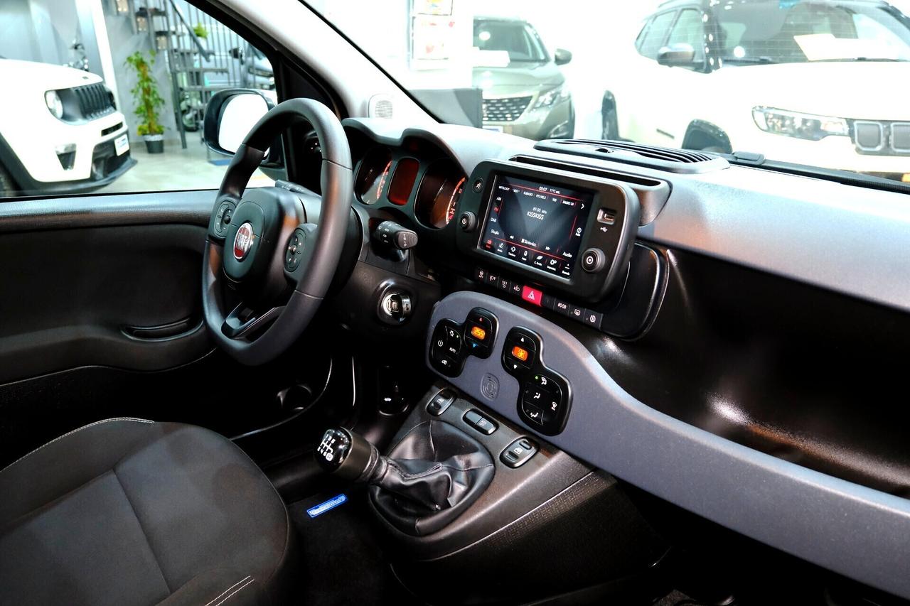 Fiat Panda Cross 70cv HYBRID CARPLAY