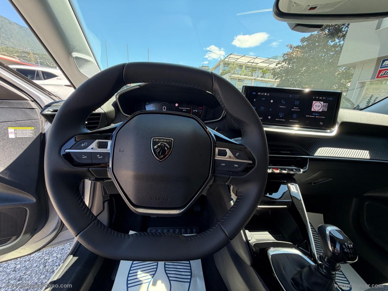 PEUGEOT 208 PureTech 100 S&S 5p. Allure