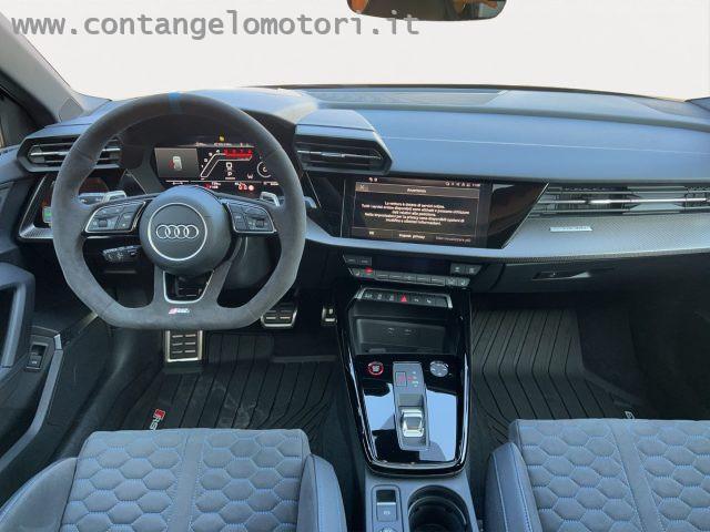 AUDI RS3 1- 300 RS3 SPB TFSI quattro S tronic