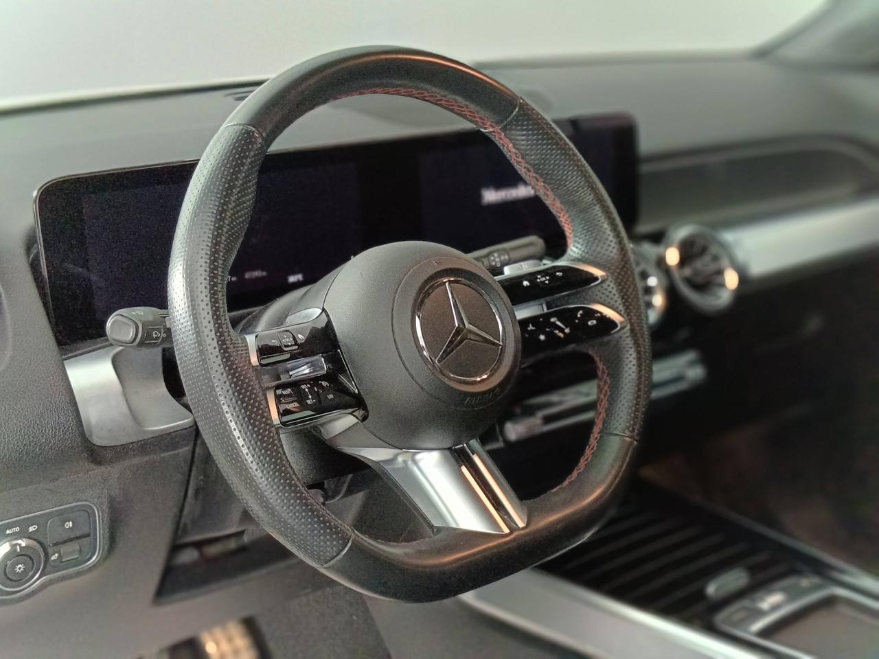 Mercedes-Benz GLB - X247 2023 - GLB 200 d AMG Line Advanced Plus auto