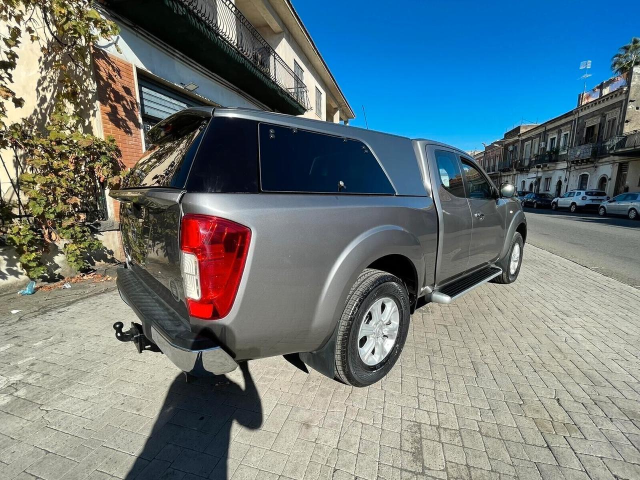 Nissan Navara 2.3 dCi 4WD King Cab N-Connecta HARD TOP