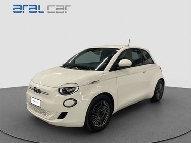 FIAT 500e Berlina 42 kWh Passion