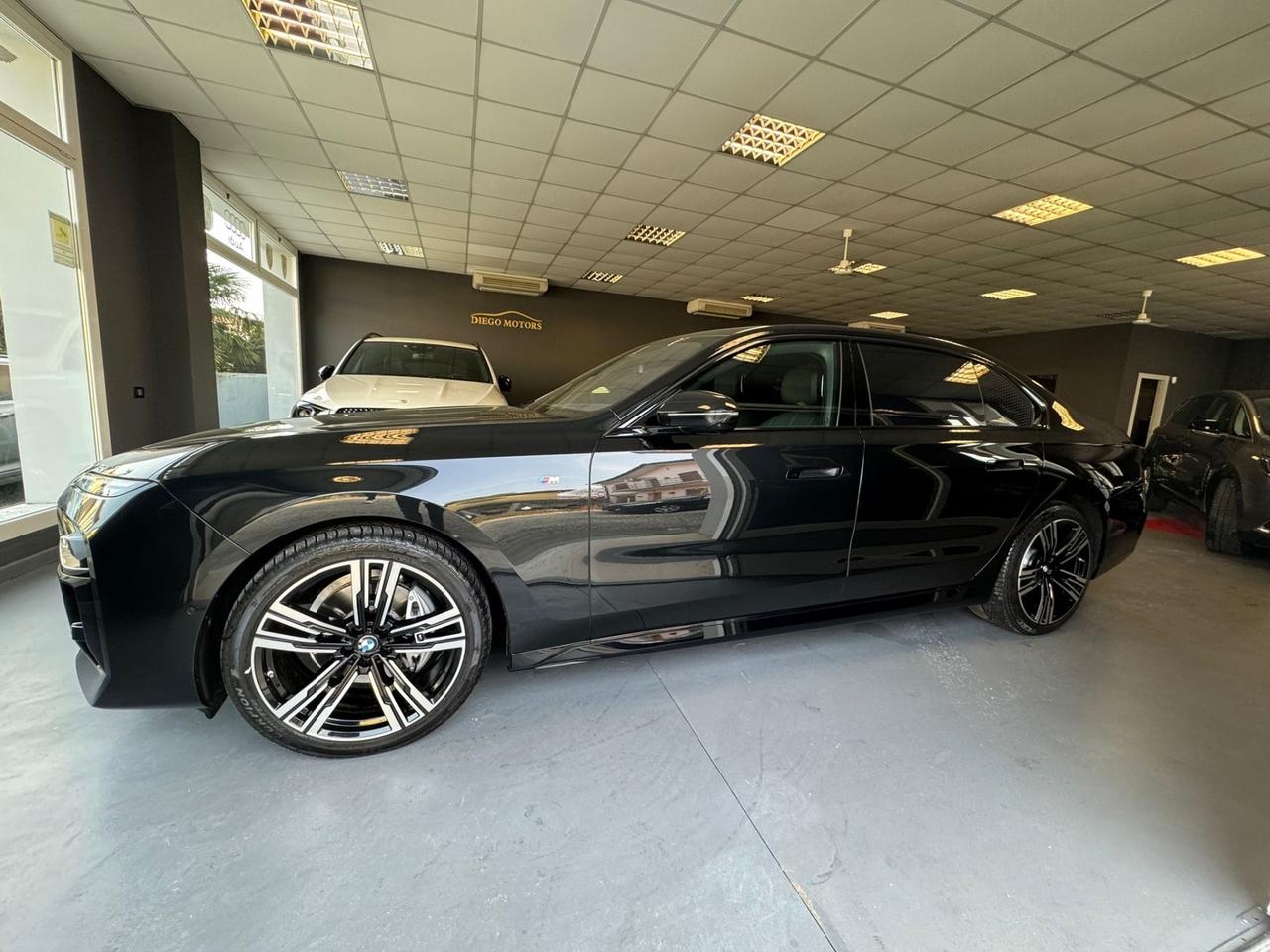 Bmw 740 740d xDrive 48V