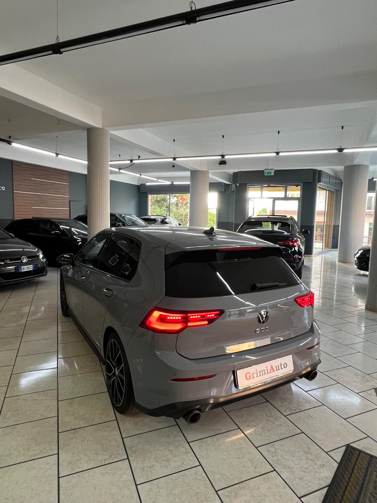 Volkswagen Golf GTI Golf 2.0 TSI GTI DSG