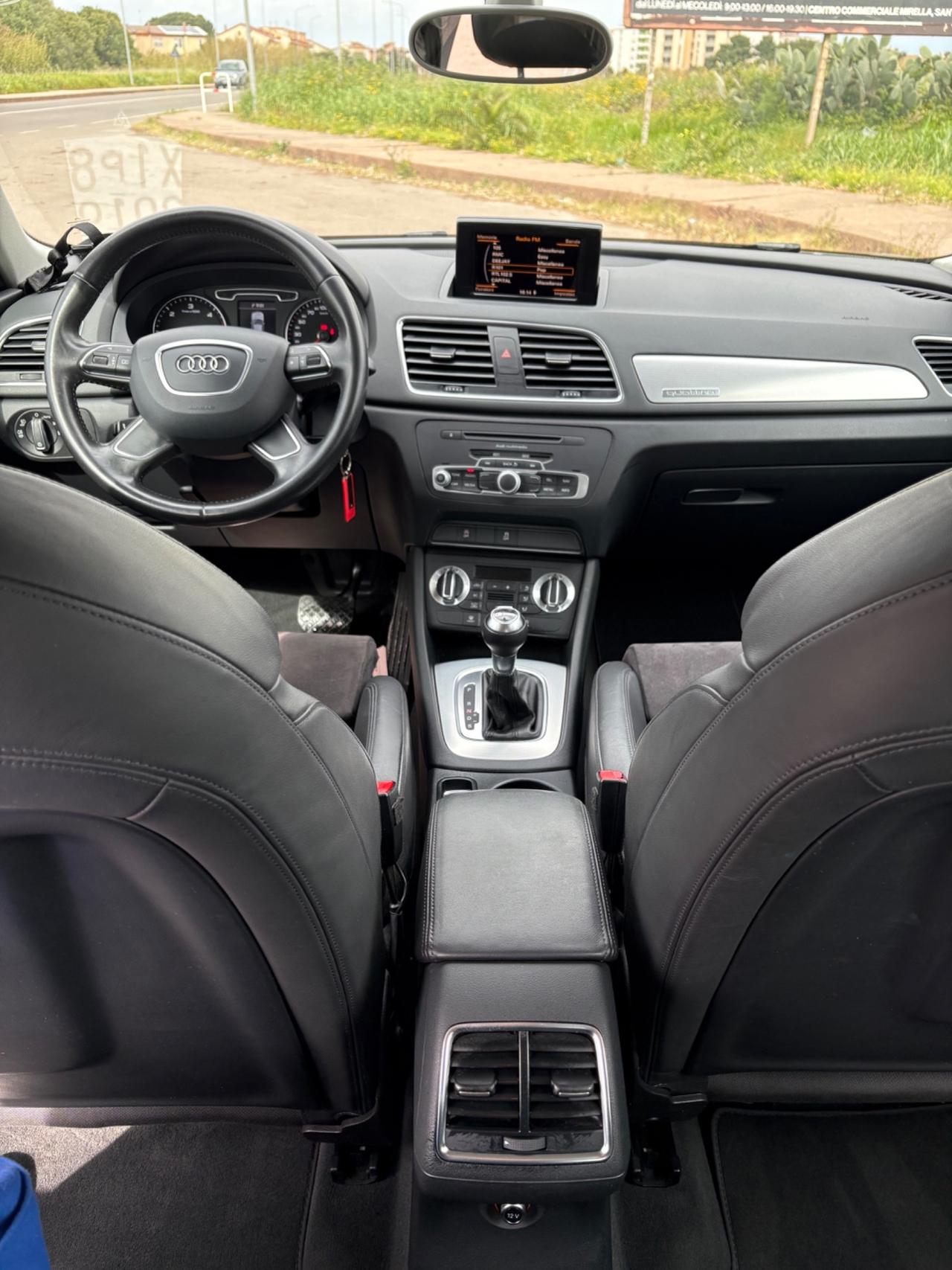 Audi Q3 2.0 TDI quattro S tronic Business Plus