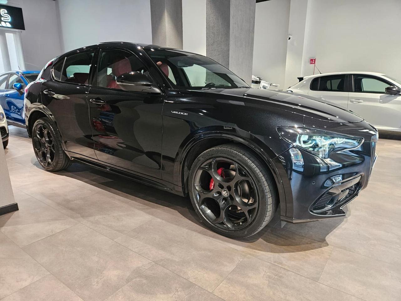 Stelvio 2.2d 210 CV AT8 Q4 Veloce Tetto 22K KM IVA ESP