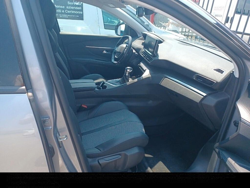 PEUGEOT 3008 1.5 BLUEHDI 130CV 6M. SeS ALLURE ( FARI LED - I-COCKPIT - CRUISE - NAVI - MIRROR - PDC - CERCHI 18 )