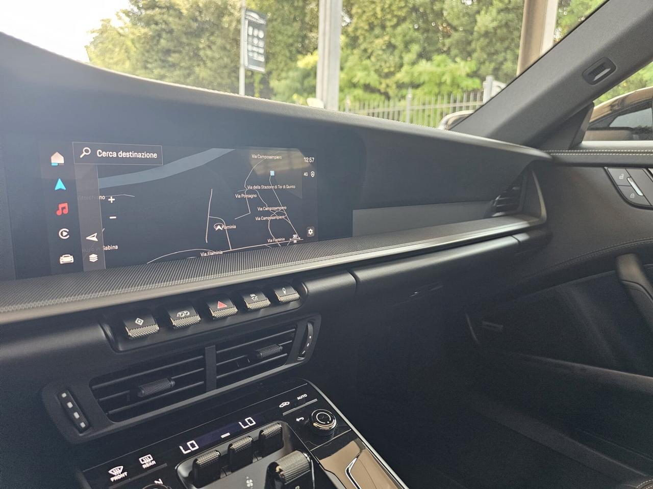 Porsche 911 Carrera