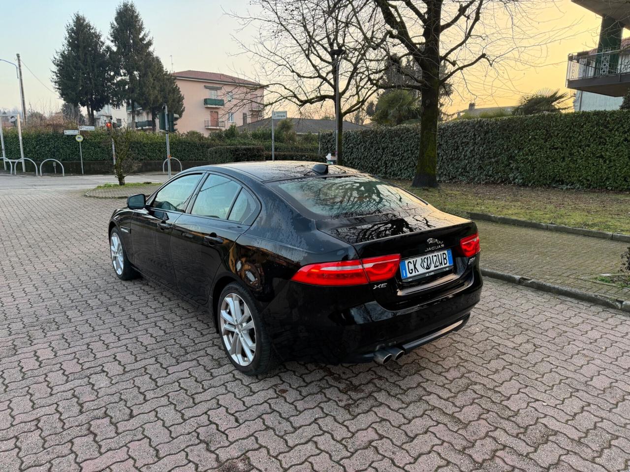Jaguar XE 2.0 D DA RIPARARE