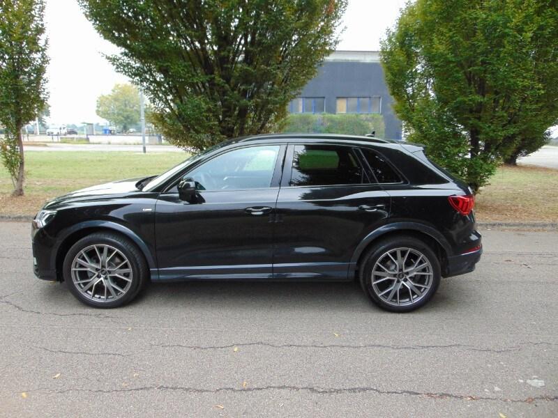 AUDI Q3 2ª serie Q3 35 TDI S tronic Identity B...