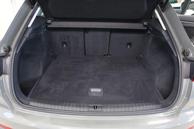 AUDI Q3 2.0 TDI 150 CV S tronic Business