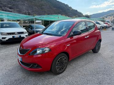 Lancia Ypsilon 1.0 FireFly 5 porte S&S Hybrid Ecochic Gold