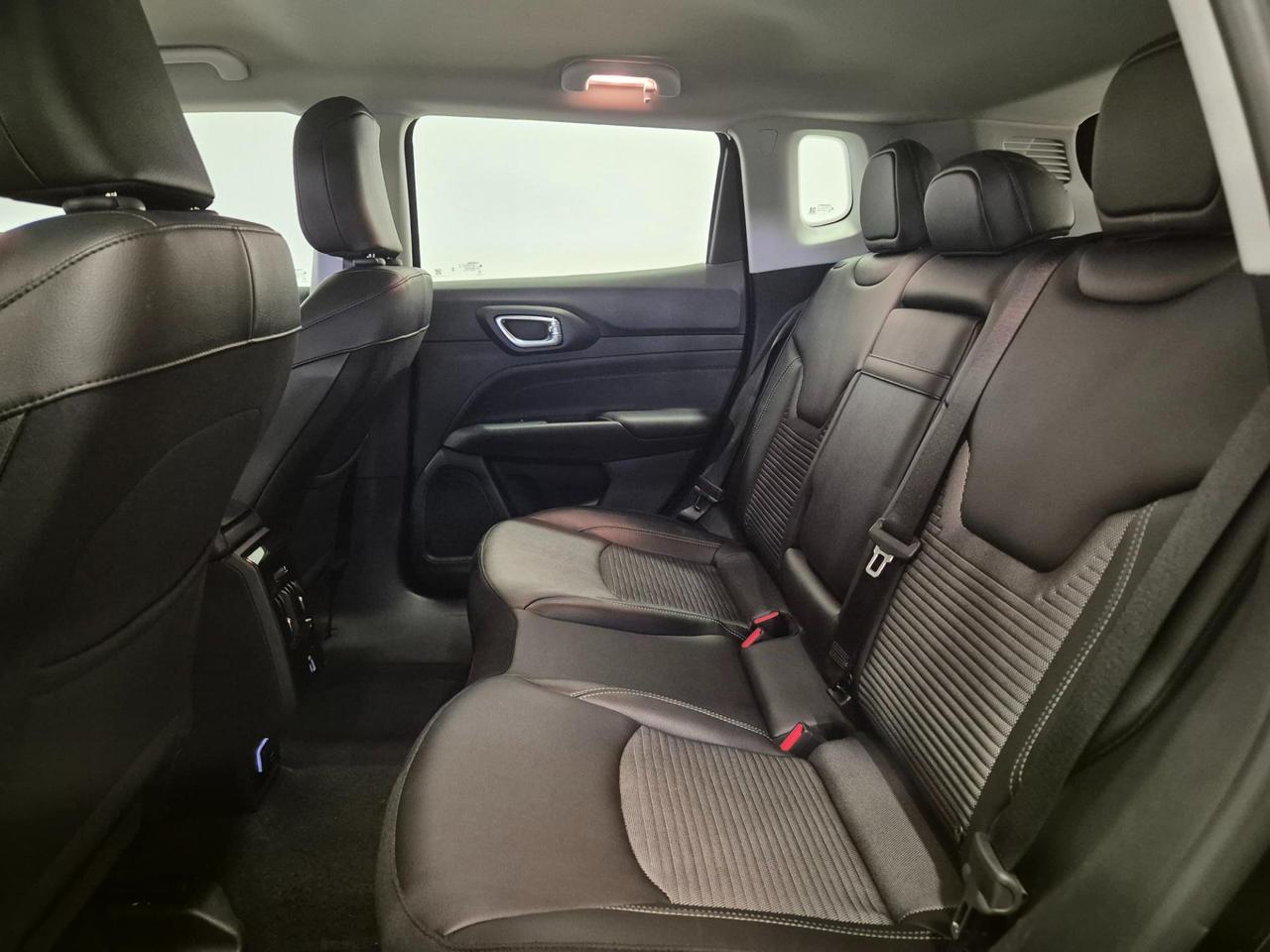 Jeep Compass 1.5 turbo t4 mhev Altitude 130cv dct N1