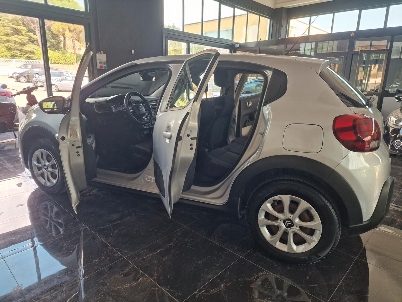 Citroen C3 BlueHDi 75 S&S Shine 1.6 diesel