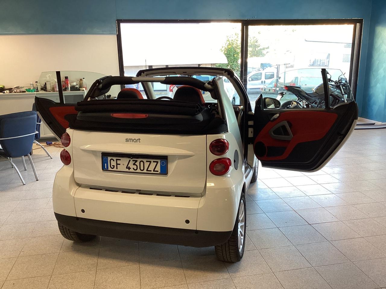 Smart ForTwo 1000 52 kW MHD cabrio passion