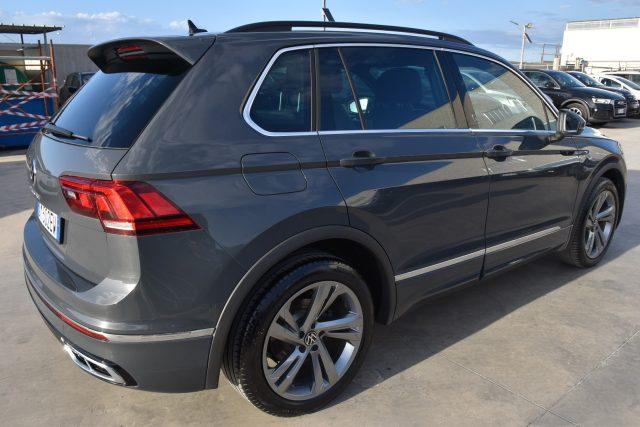 VOLKSWAGEN Tiguan 2.0 TDI 150 CV SCR DSG R-Line