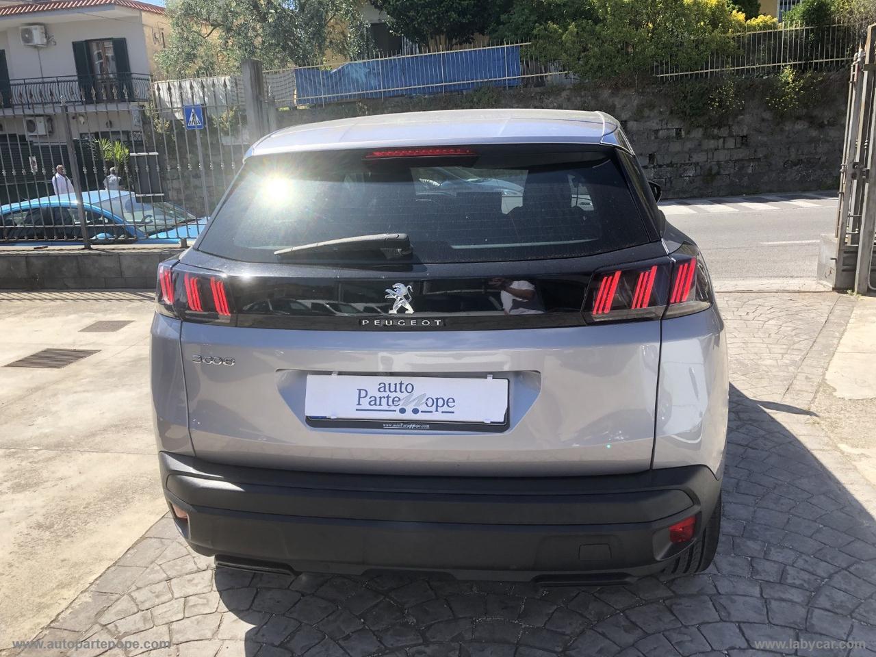 PEUGEOT 3008 BlueHDi 130 S&S Business