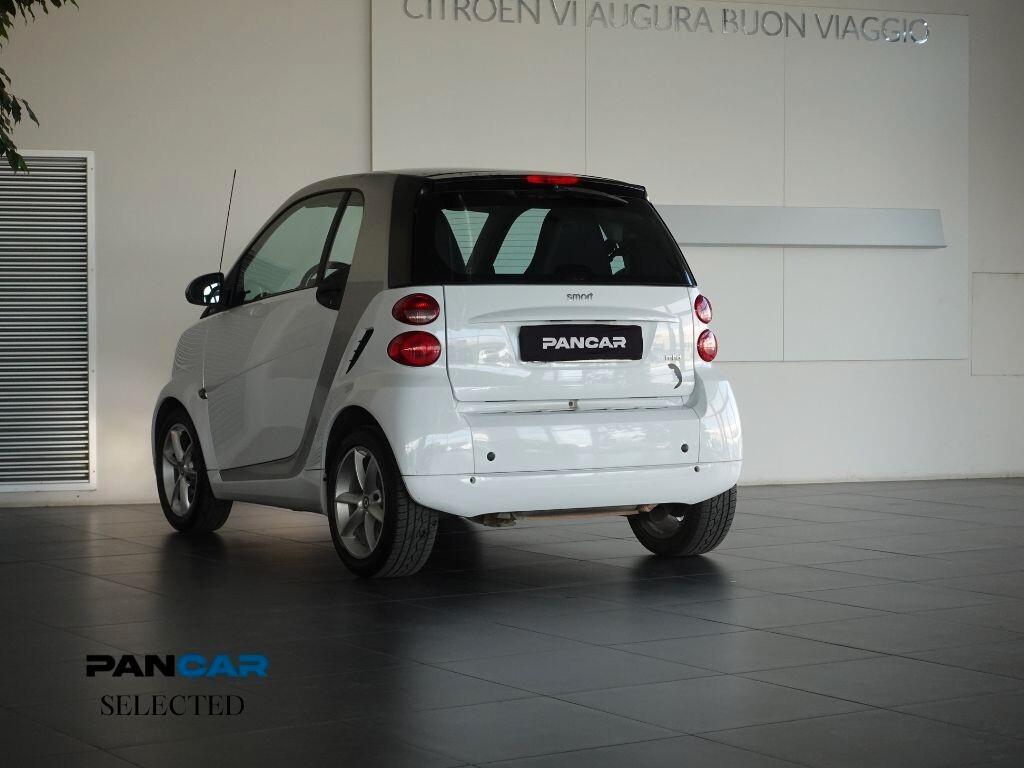 Smart ForTwo 1000 62 kW coupé passion