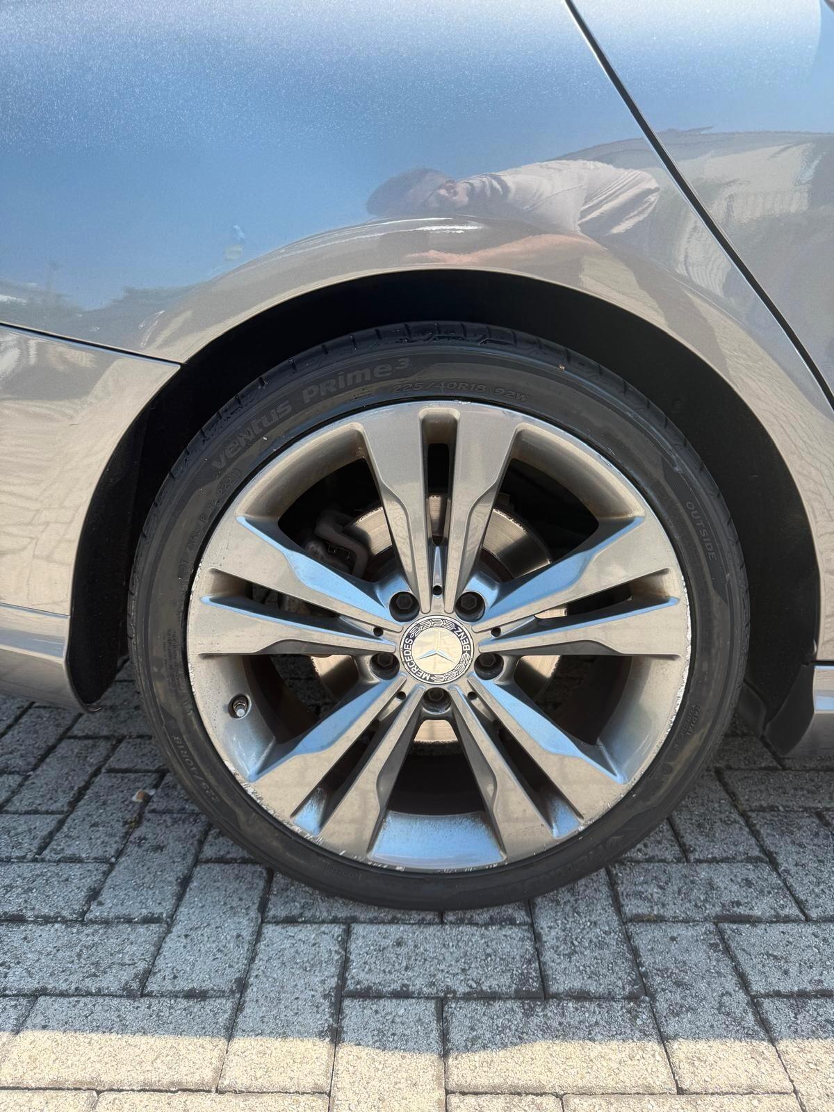 Mercedes-benz CLA 180 d Premium