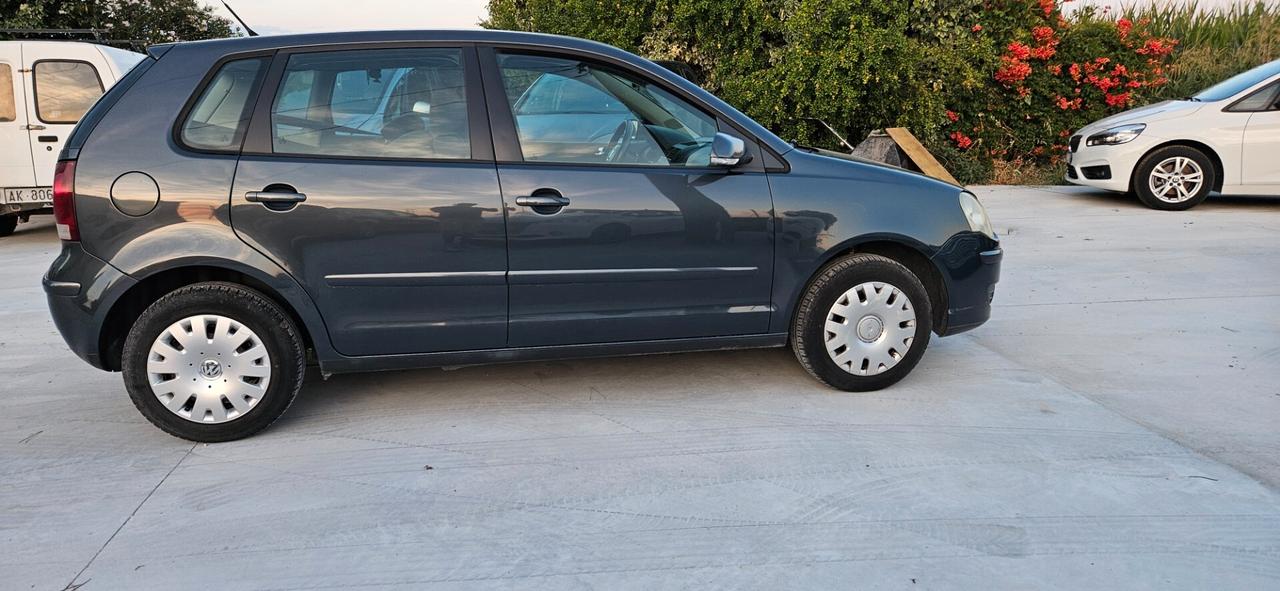 Volkswagen Polo 1.2 5p. Trendline