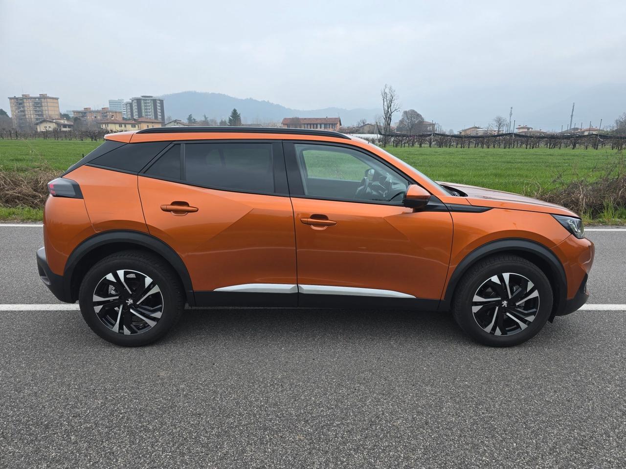 PEUGEOT 2008 130cv GT EURO 6