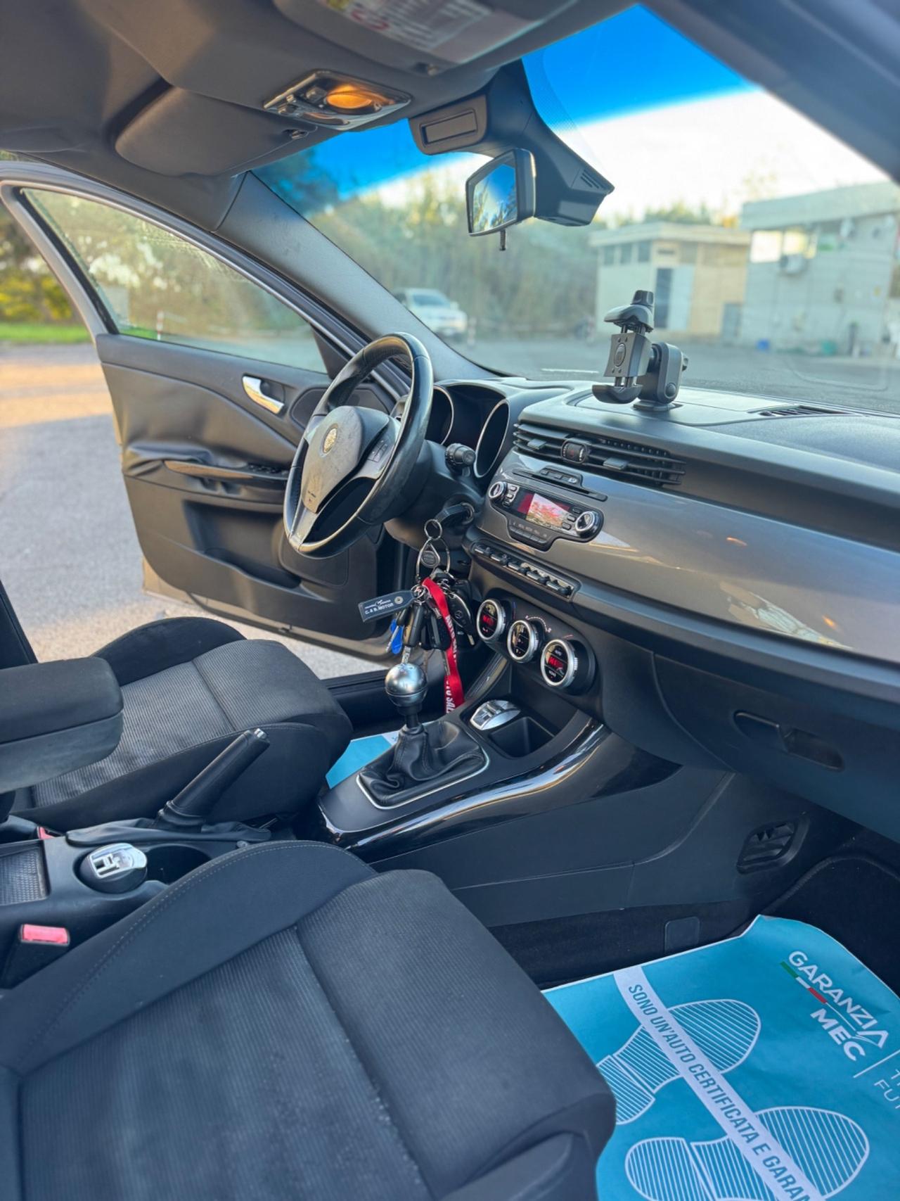 Alfa Romeo Giulietta 1.6 JTDm-2 105 CV Exclusive