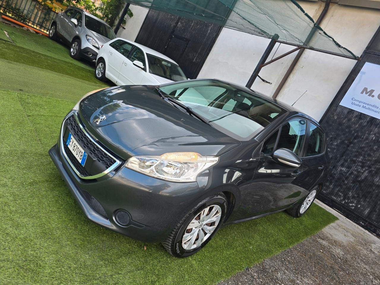 Peugeot 208 1.4 HDi 68 CV NEOP OK-2015