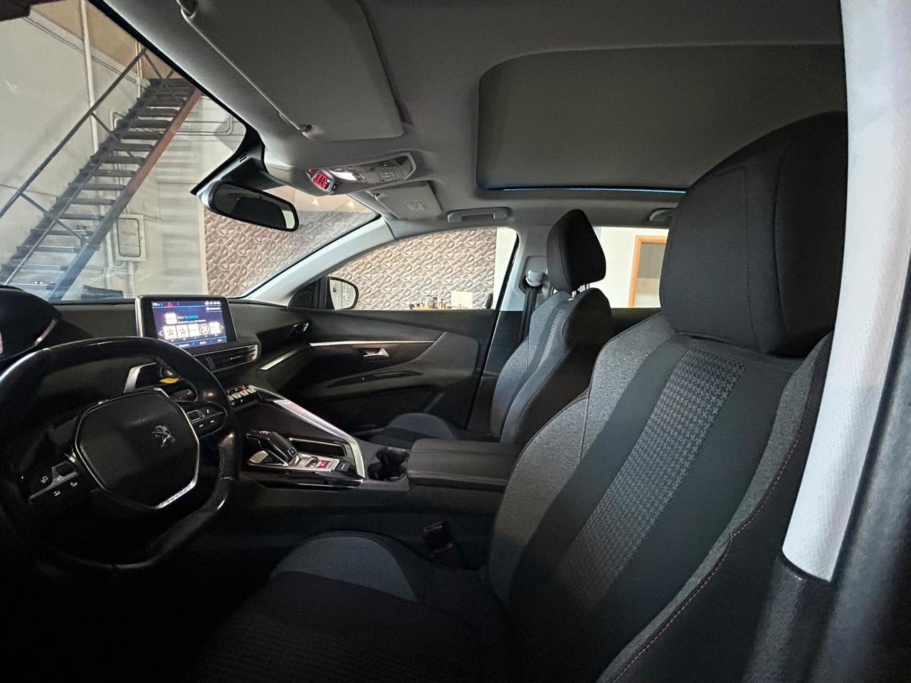 Peugeot 3008 BlueHDi 130 S&S Allure
