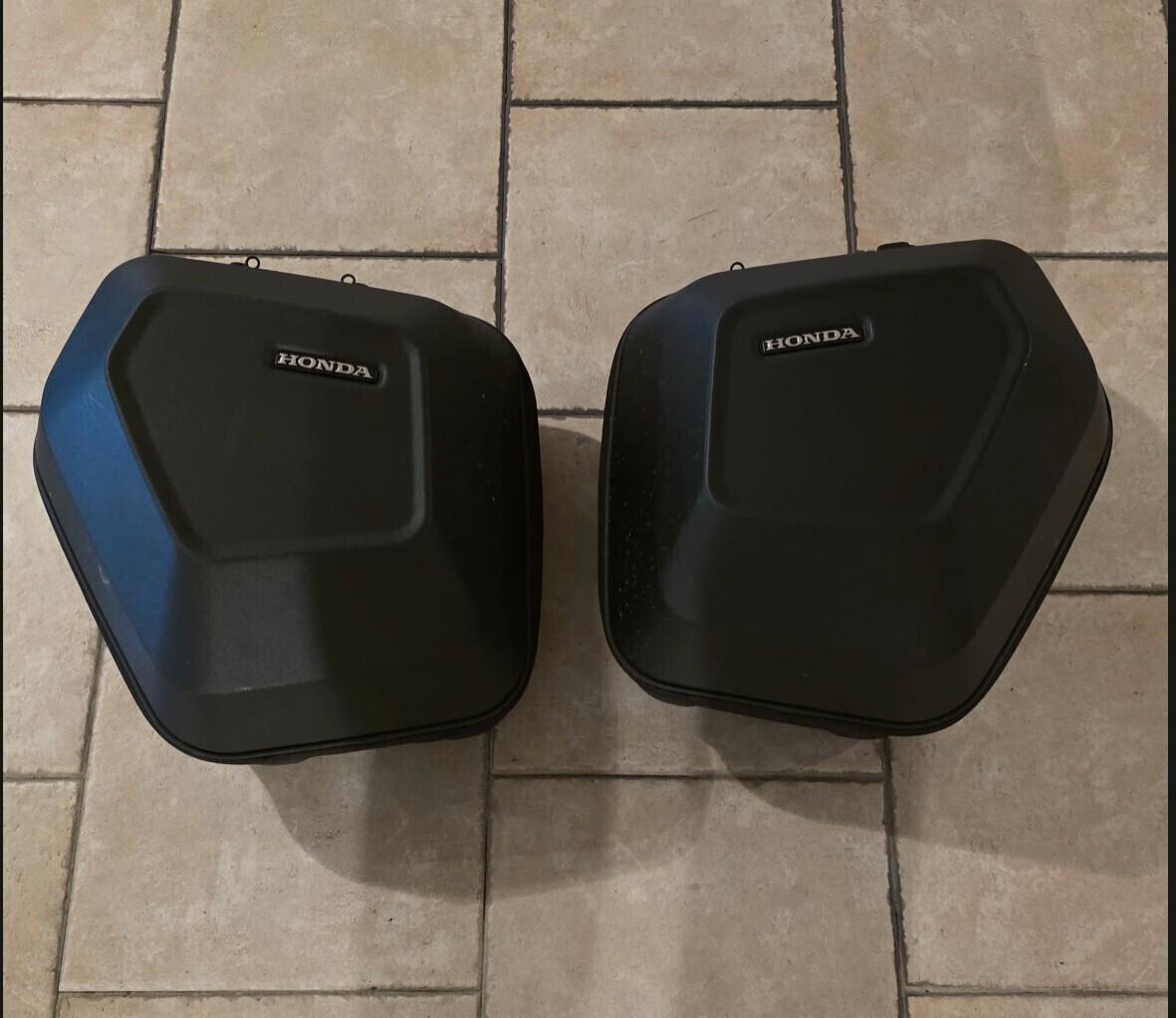 Honda Hornet 750 full optional