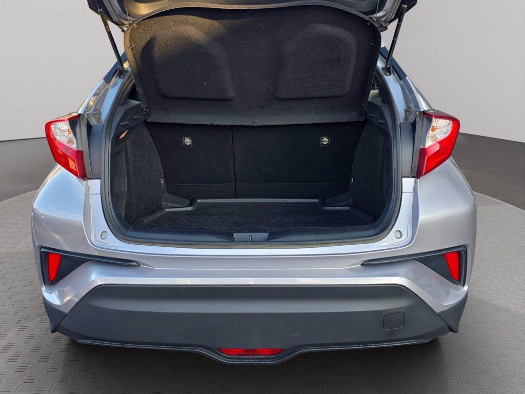 TOYOTA C-hr 1.8h business 2wd e-cvt del 2018