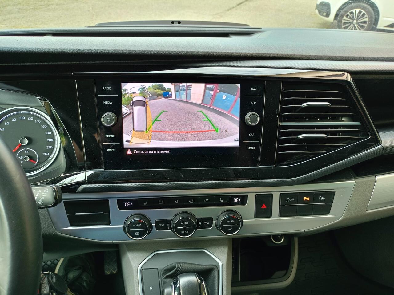 Volkswagen California 2.0 TDI 150CV DSG Beach Camper