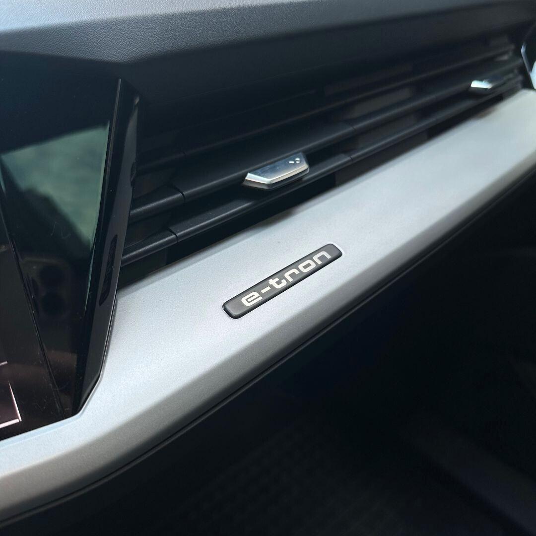 Audi Q4 35 e-tron S line edition 2022