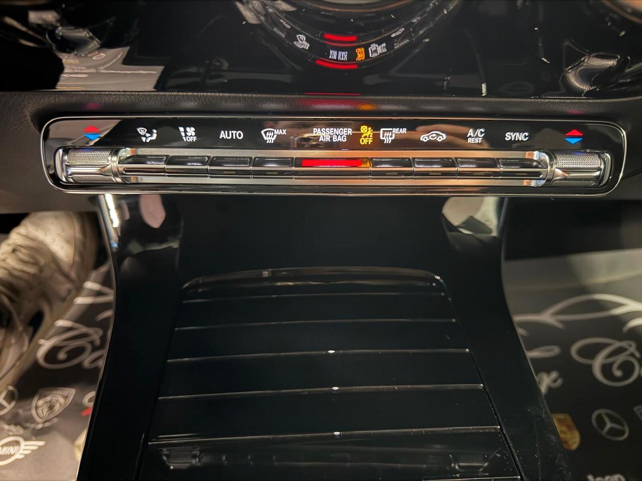 MERCEDES BENZ CLASSE A 180D SPORT 1.5 116CV PELLE NAVI CAM ANNO 2019