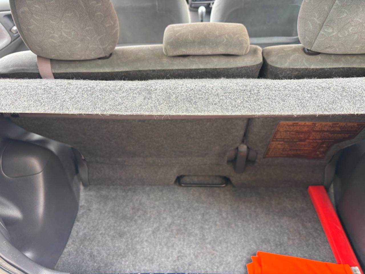 Toyota Yaris 1.0i 16V cat 5 porte Sol-2000