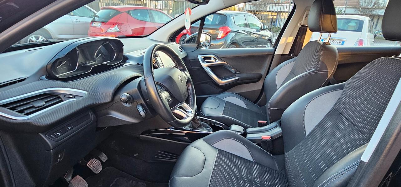 Peugeot 2008 1.6 diesel solo 89000 KM