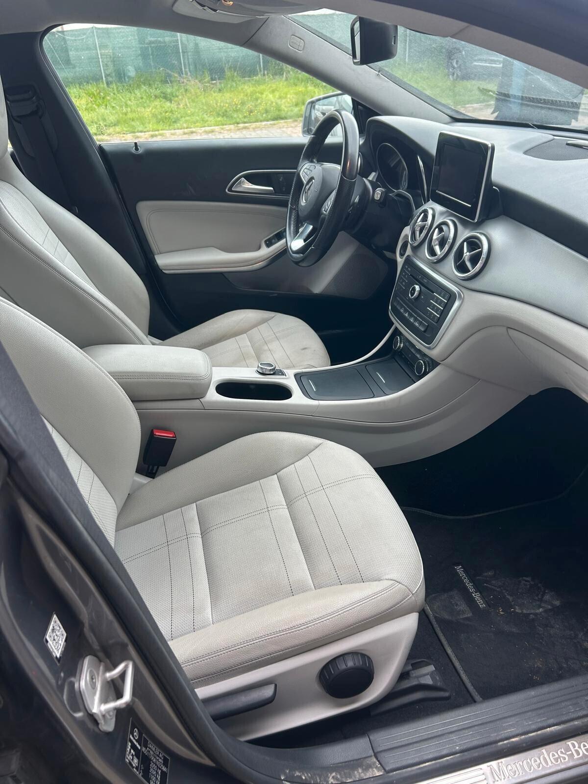 Mercedes-benz CLA 200 CDI S.W. Automatic Premium