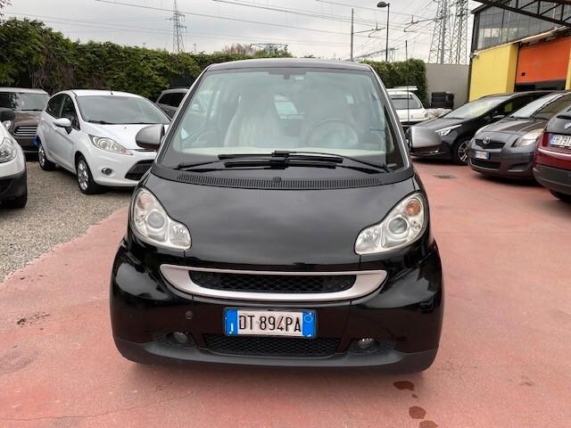 Smart ForTwo 1000 52 kW MHD coupé passion