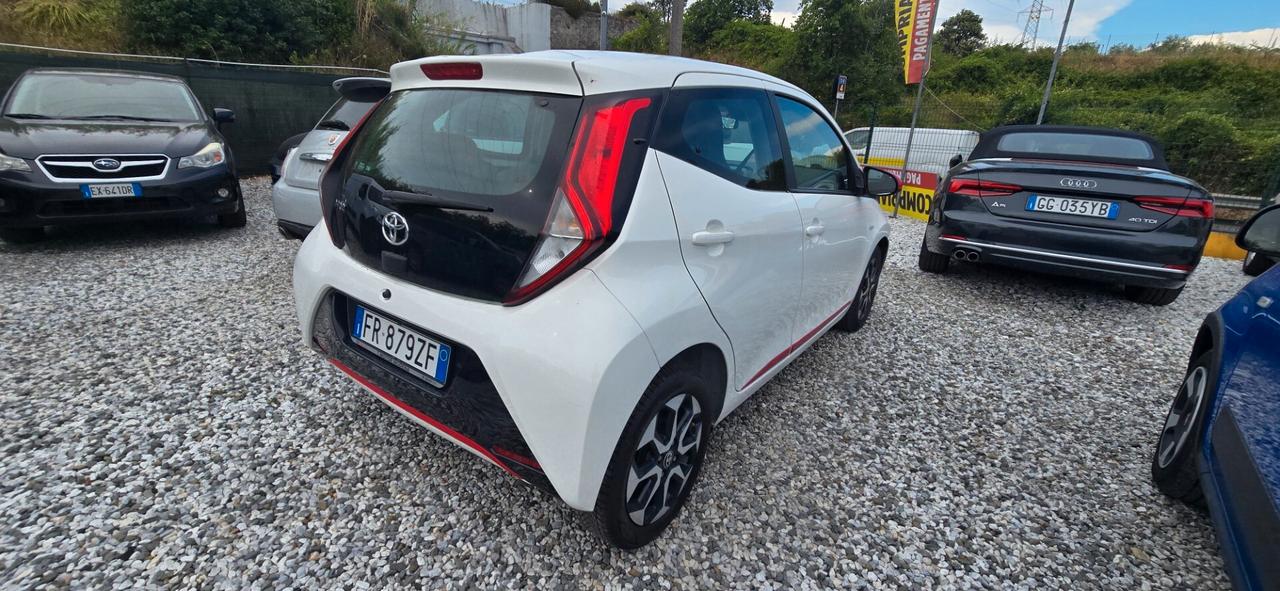 Toyota Aygo 1.0 VVT-i 72 CV 5 porte x-cool