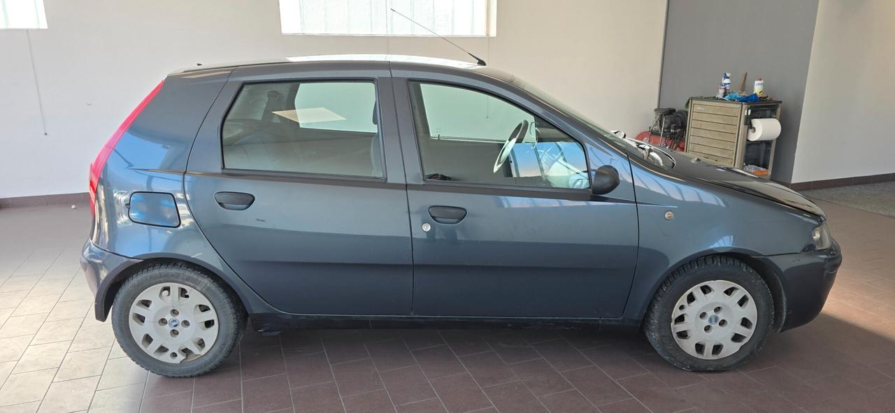 Fiat Punto 1.9 JTD 5 NEOPATENTATI