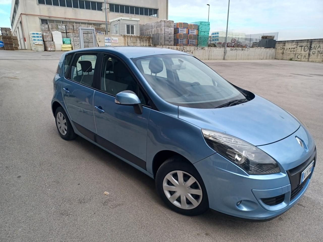 Renault Scenic Scénic 1.5 dCi 110CV Dynamique
