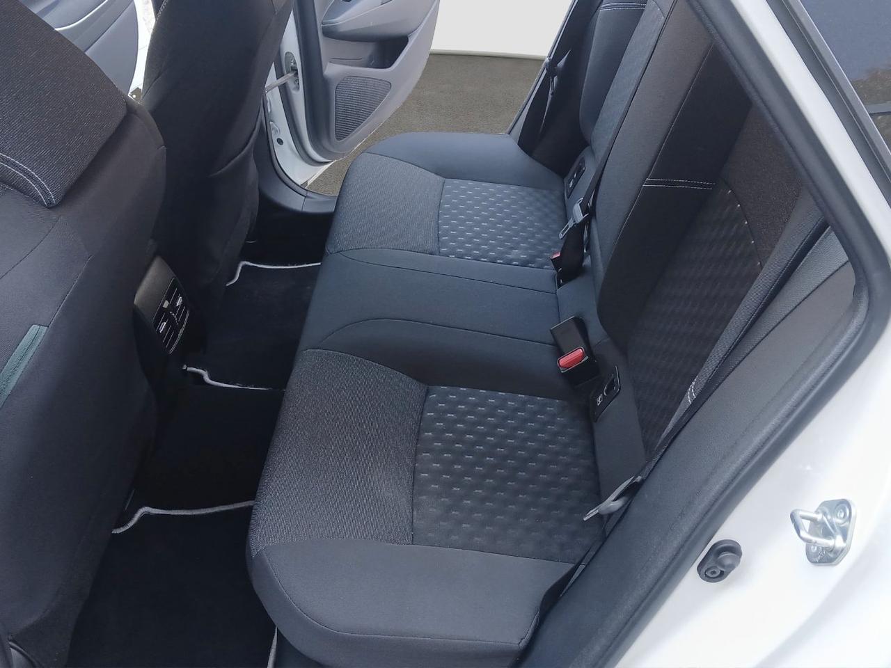 Toyota Corolla Touring Sports 1.8h Active Tech auto