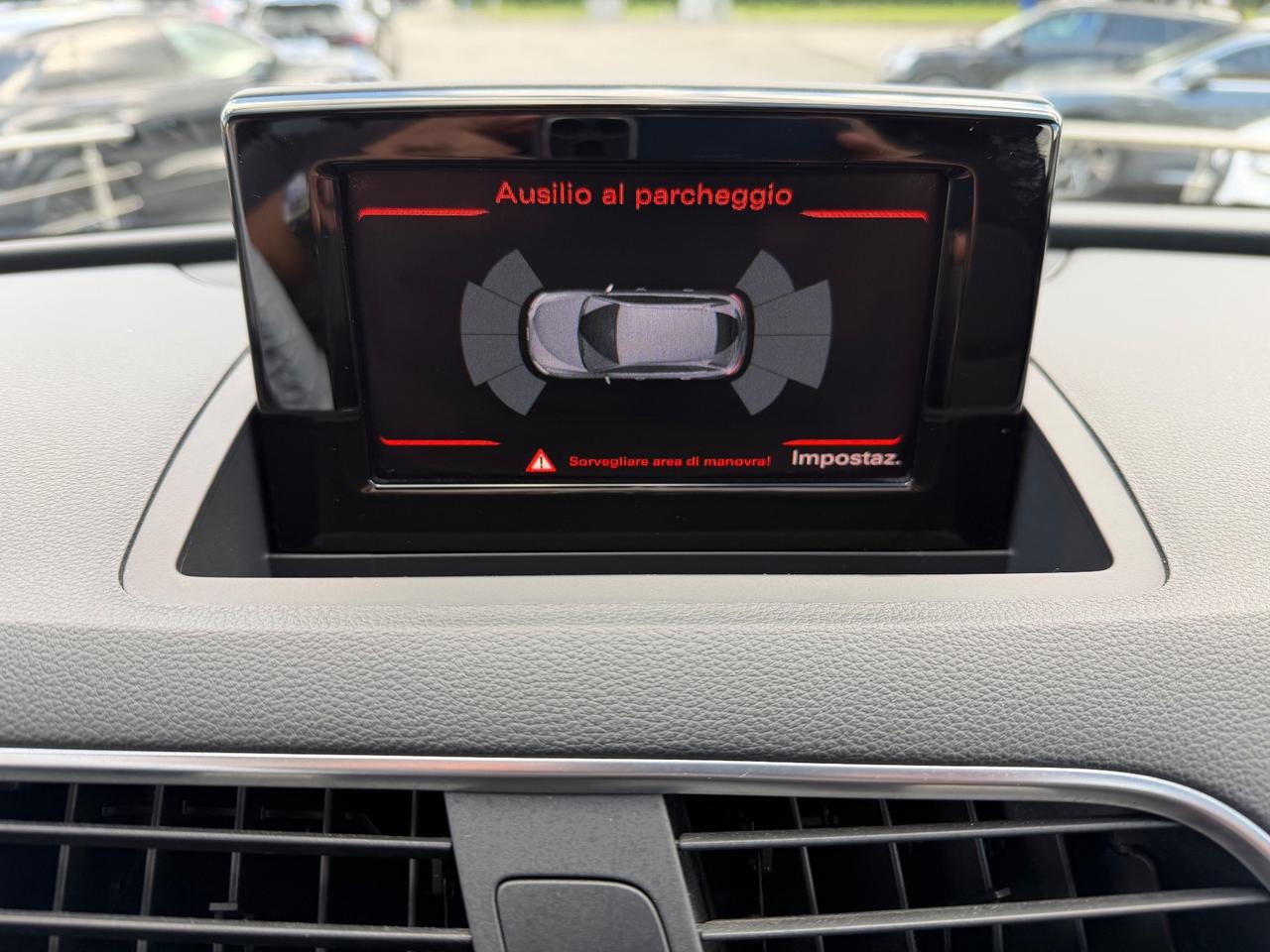 Audi Q3 2.0 TDI 120 CV S tronic Design tetto apribile
