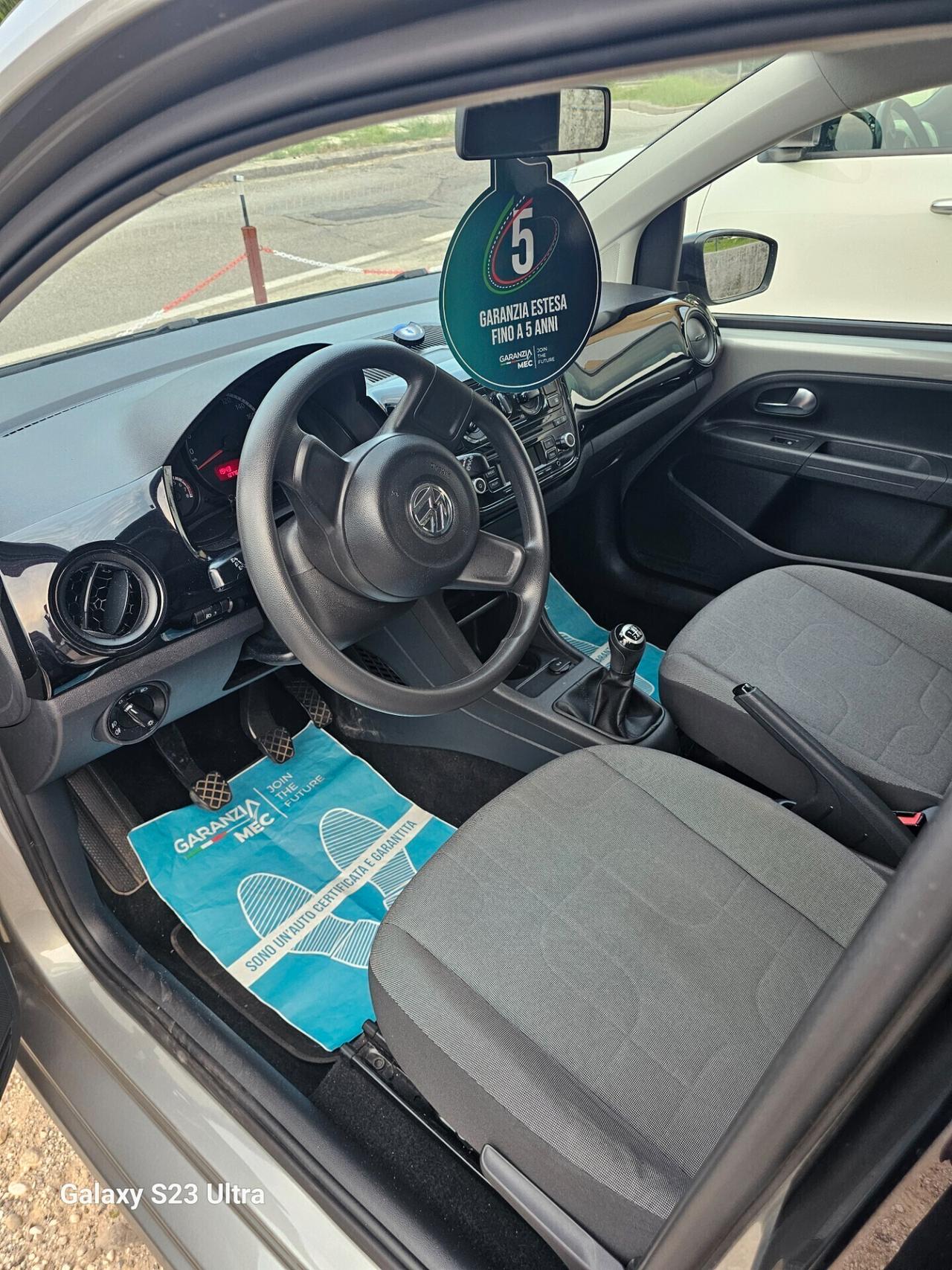 Volkswagen up! Move up