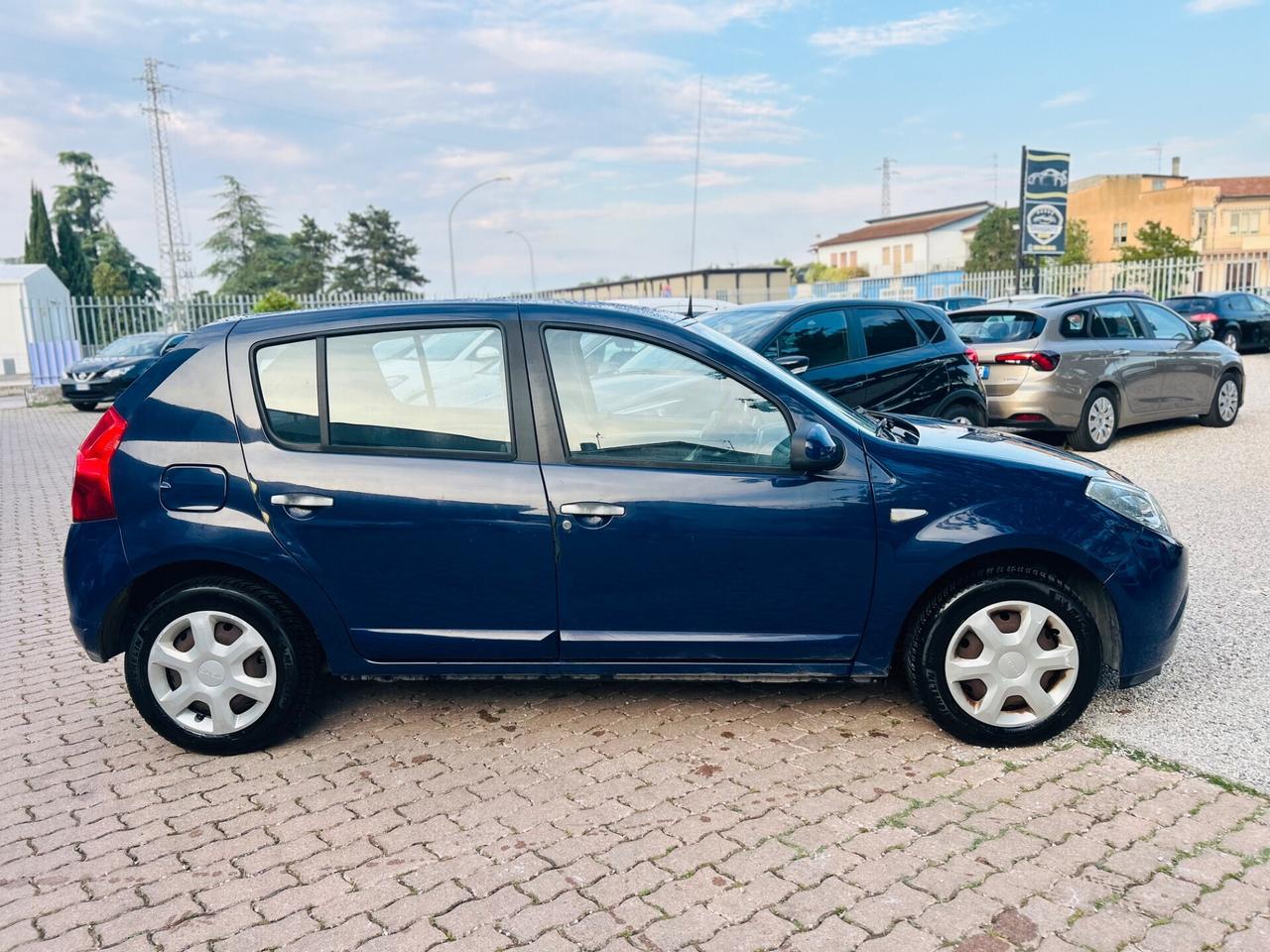 Dacia Sandero 1.4 8V GPL Lauréate