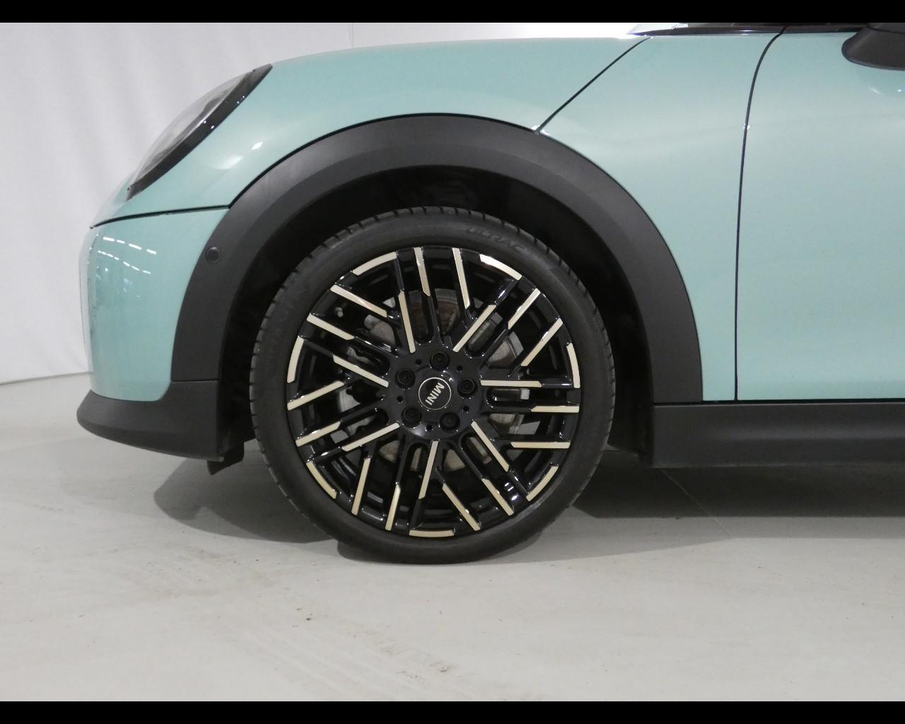 MINI Mini 5ª serie (F66) - Mini Cooper C Favoured