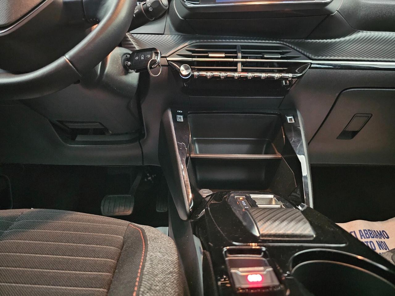 Peugeot 2008 PureTech 130 S&S EAT8 Active Pack