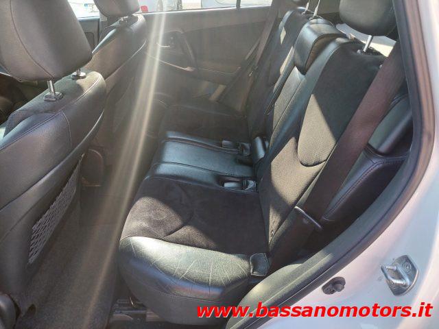 TOYOTA RAV 4 RAV4 Crossover 2.2 D-4D 150 CV DPF Exclusive